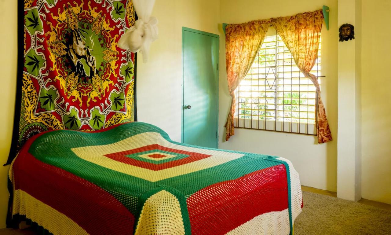 Bed and Breakfast Zion Country Manchioneal Esterno foto